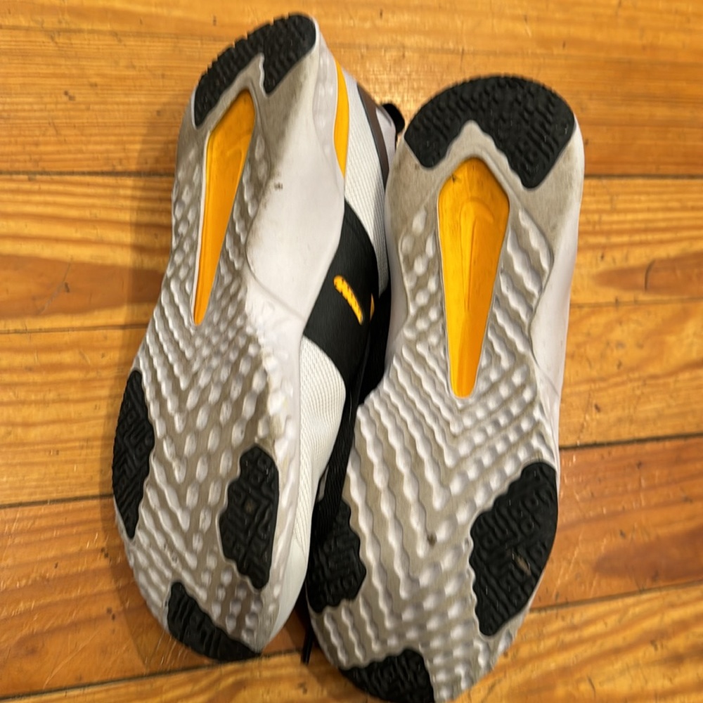 Mens Nike training sneakers renew, size 9.5 - Picture 4 of 4